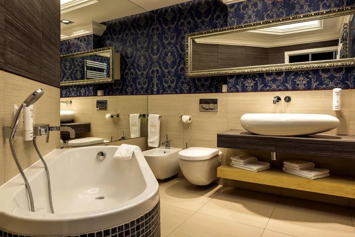 Image 2 of SleepWalker Boutique Suites