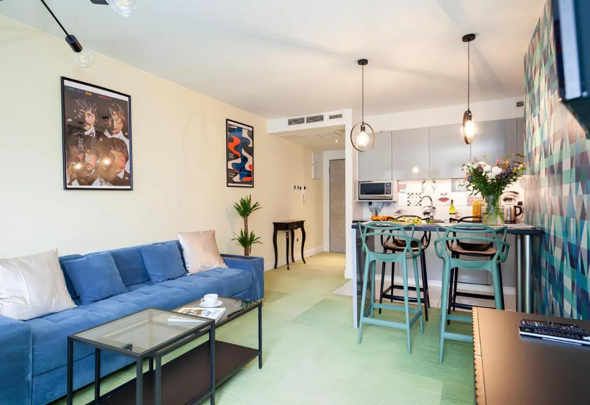 Image 2 of Spacious and Bright Apartments in the Heart of Wroclaw, fast WiFi, Parking, Ruska 5