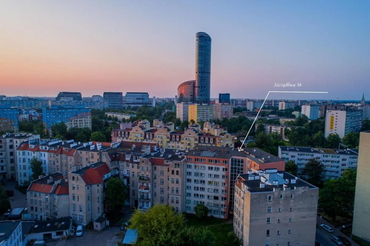Image 1 of Studio Szczęśliwa 36 przy SkyTower!