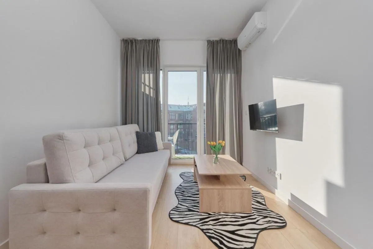 Image 6 of Tasteful Apartment with FREE GARAGE and Balcony by Noclegi Renters