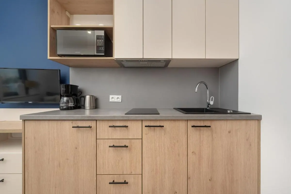 Image 4 of Trendy Studios with Home Office near Wrocław Main Station by Noclegi Renters