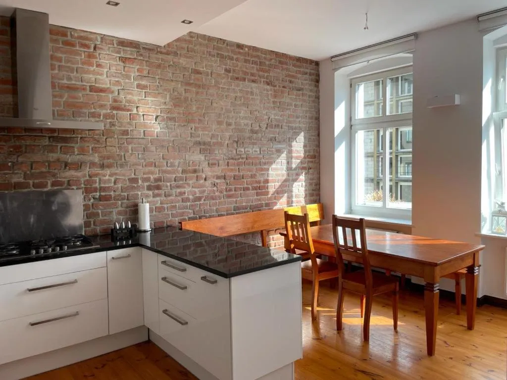 Image 2 of Uroczy apartament 97m2 w samym centrum Wrocławia