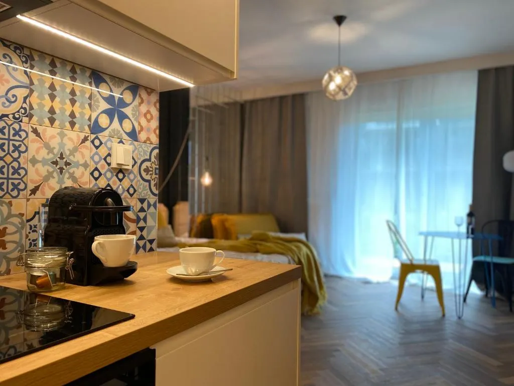 Image of Uroczy apartament Art Marina z widokiem na rzekę i bezpłatnym parkingiem