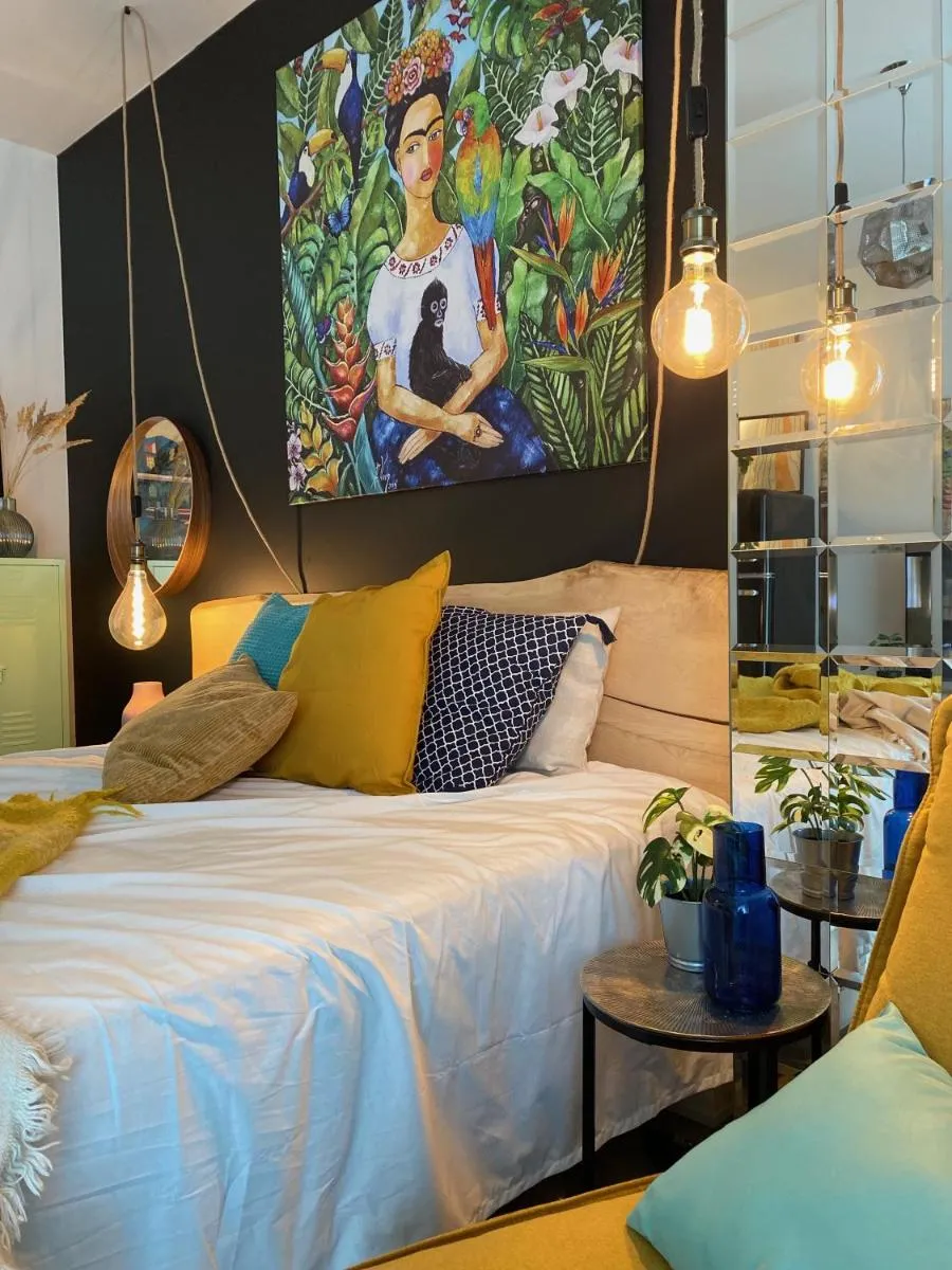 Image 4 of Uroczy apartament Art Marina z widokiem na rzekę i bezpłatnym parkingiem