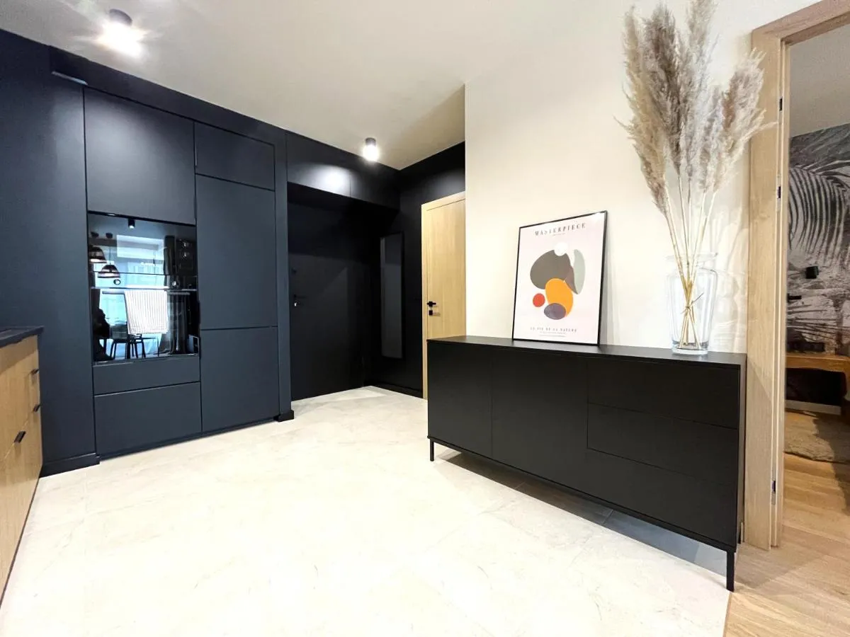 Image 4 of WYSZYŃSKIEGO Apartment – Self Check-In 20h – Parking &Lift