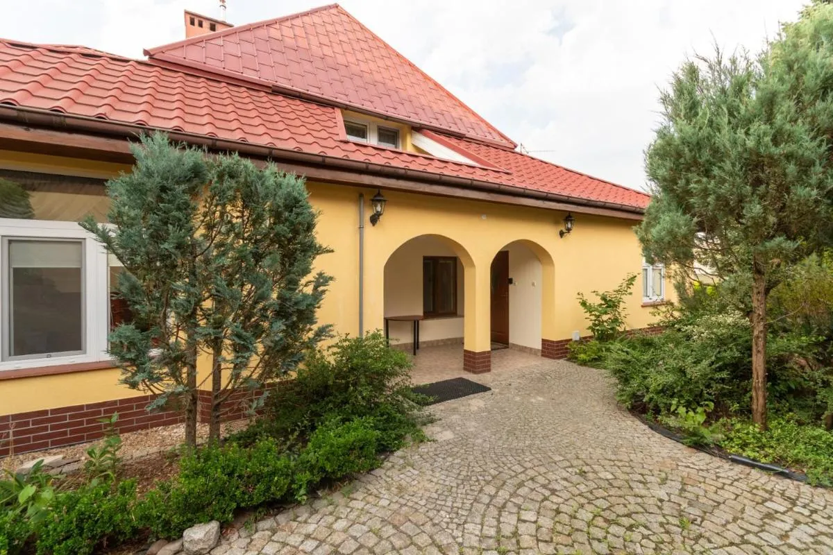 Image 5 of Wrocław Airport Spacious Apartment