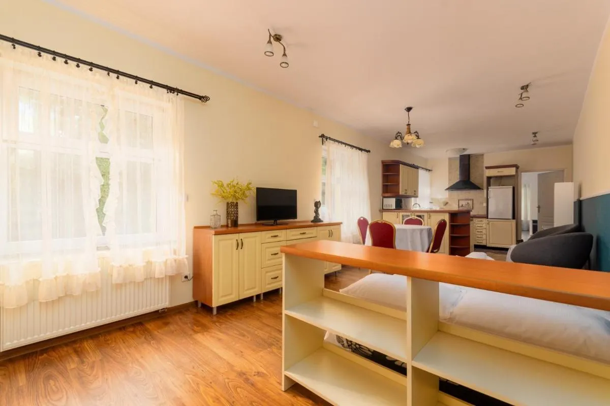 Image 2 of Wrocław Airport Spacious Apartment