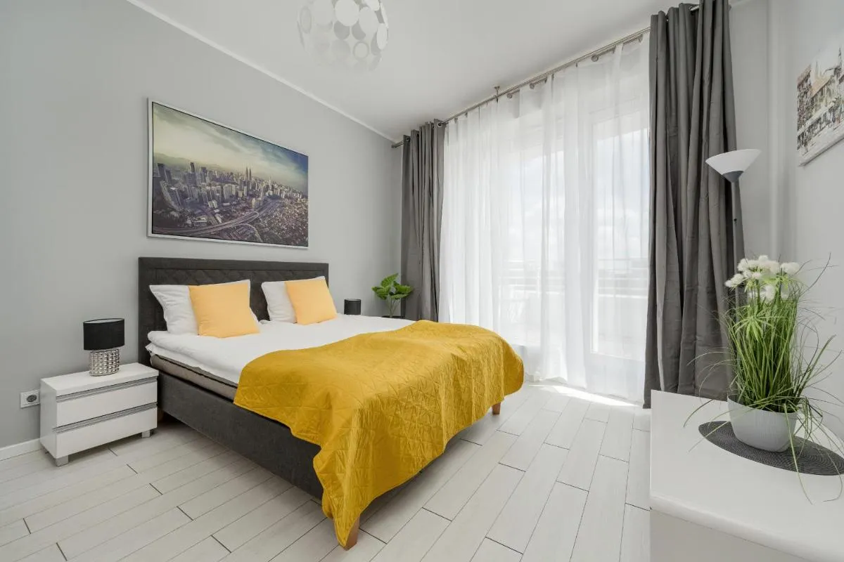 Image 1 of Wrocław Center Apartment Close to the Market and Park with Parking & Air Conditioning by Renters Prestige