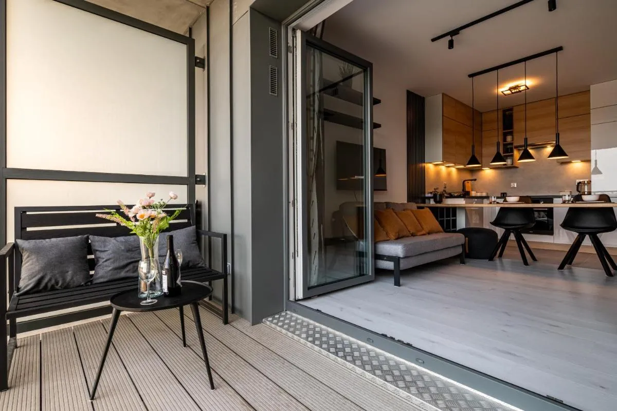 Image 2 of Wrocław Studio – Balcony, Parking, Fitness – by Rentujemy
