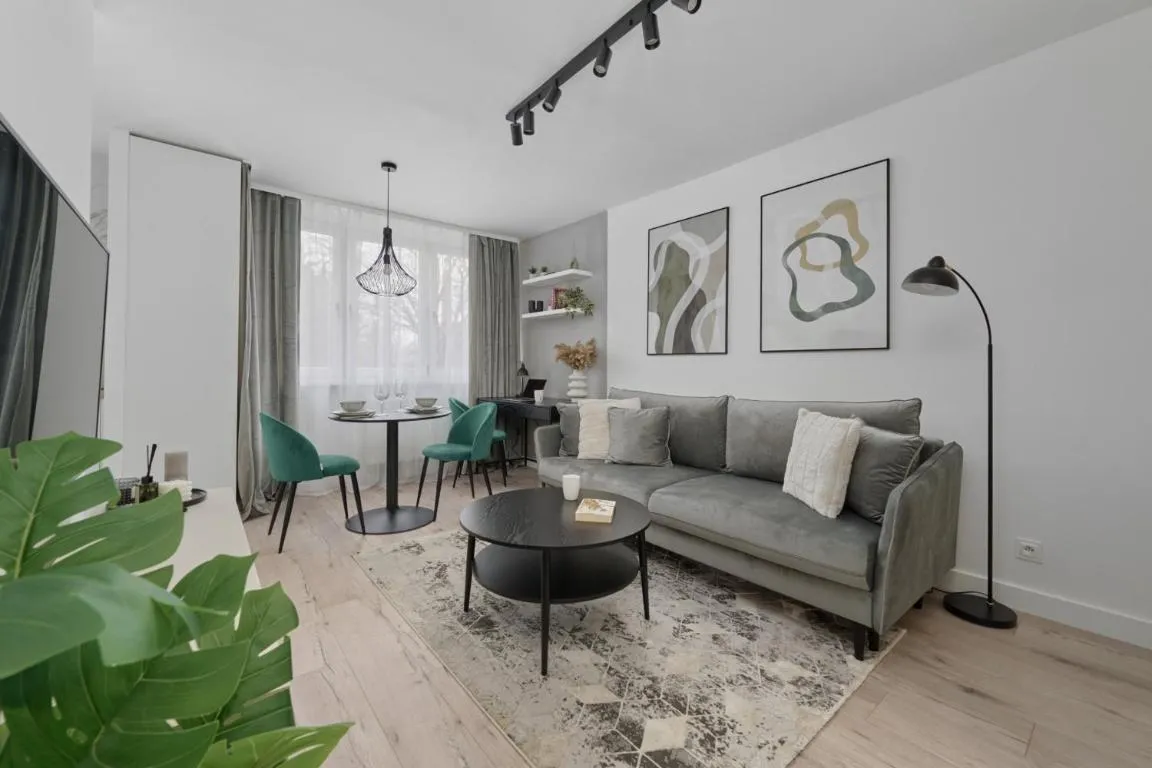 Image of Zegadłowicza Riverside Studio in Wrocław by Noclegi Renters